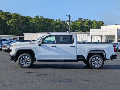 New 2026 Chevrolet Silverado 2500 Custom w/ Custom Value Package AWD/4WD image 2