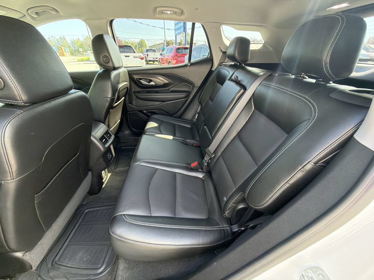 Used 2023 GMC Terrain SLT AWD/4WD image 20