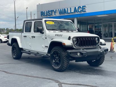 Used 2024 Jeep Gladiator Sport