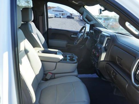 Used 2021 Chevrolet Silverado 1500 LT image 24