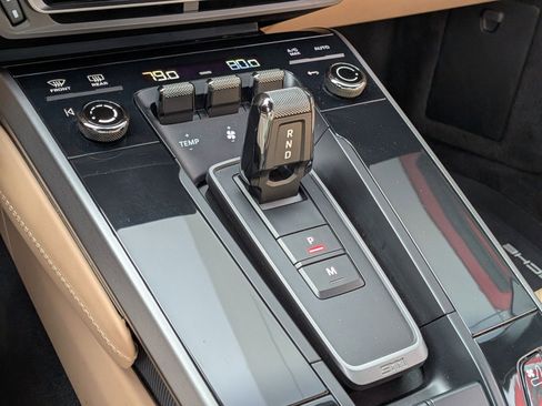 Certified 2021 Porsche 911 Targa 4S w/ Premium Package image 21