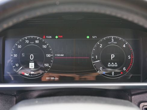 Used 2018 Land Rover Range Rover Sport SE image 19