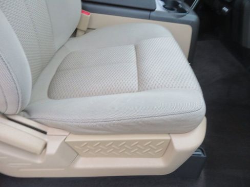 Used 2013 Ford F150 XLT w/ Luxury Equipment Group image 36