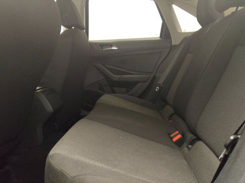 Used 2019 Volkswagen Jetta SE FWD image 18