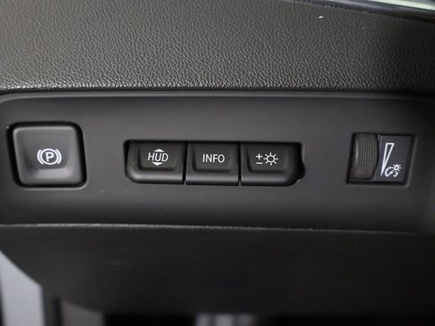 Used 2024 Buick Enclave Premium image 45