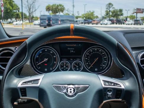 Used 2018 Bentley Flying Spur S V8 AWD/4WD image 46
