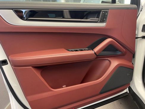 New 2026 Porsche Cayenne AWD/4WD image 20