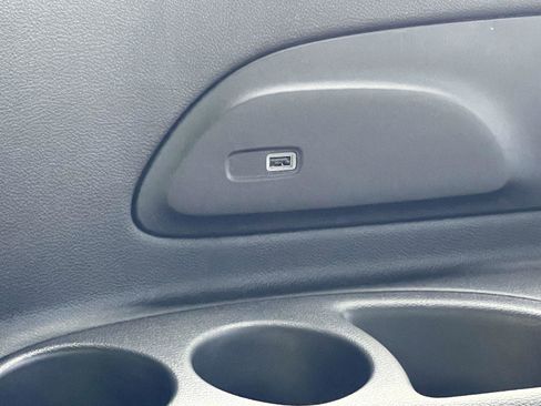 New 2026 Chrysler Pacifica Limited image 39