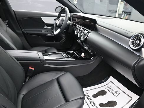 Used 2024 Mercedes-Benz CLA 250 CLA 250 image 32