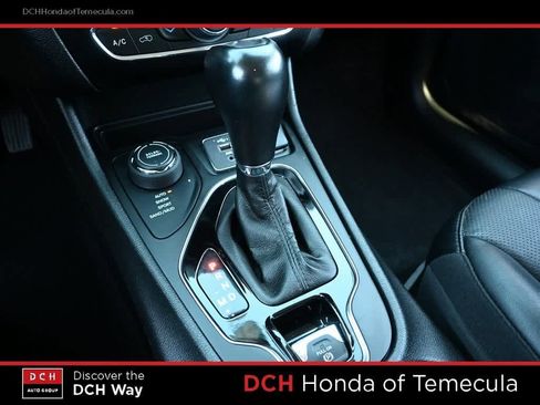 Used 2023 Jeep Cherokee Altitude Lux w/ Lux Elite Package image 11