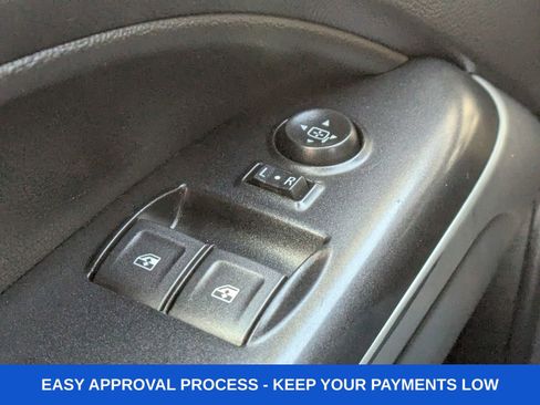 Used 2021 Chevrolet Colorado LT w/ Fleet Safety Package AWD/4WD image 34