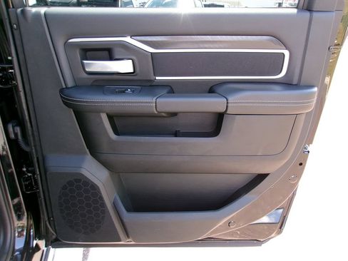 Certified 2026 RAM 2500 Big Horn AWD/4WD image 9