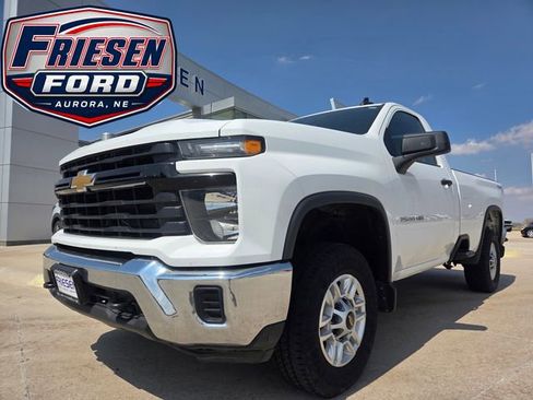Used 2024 Chevrolet Silverado 2500 W/T w/ WT Convenience Package AWD/4WD image 1