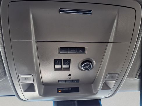 Used 2016 Chevrolet Tahoe LTZ image 4