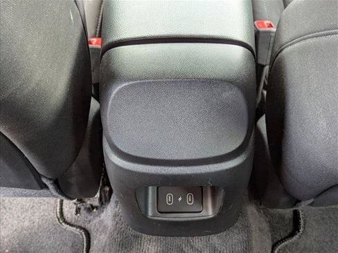 Used 2025 Hyundai Elantra Sport FWD image 15