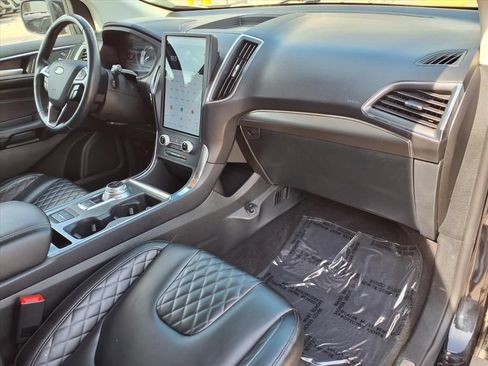 Used 2023 Ford Edge Titanium AWD/4WD image 8