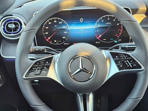 New 2026 Mercedes-Benz GLC 300 4MATIC image 31