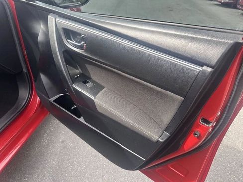 Used 2019 Toyota Corolla LE image 13