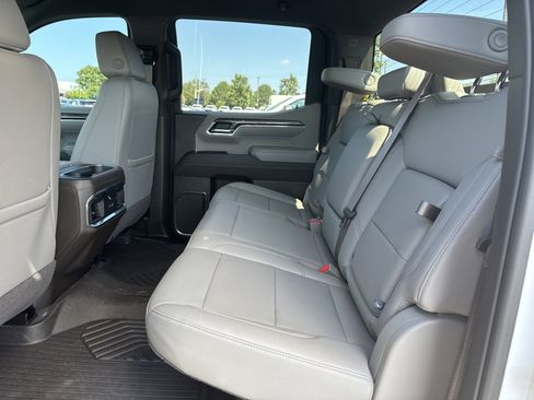 Used 2024 Chevrolet Silverado 1500 LTZ image 30