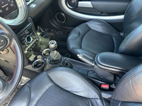 Used 2014 MINI Cooper Clubman FWD image 14