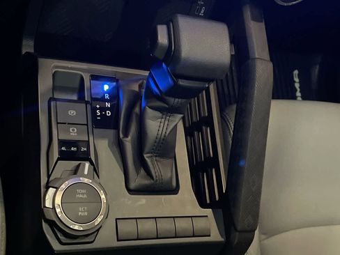 Certified 2024 Toyota Tacoma SR5 image 20