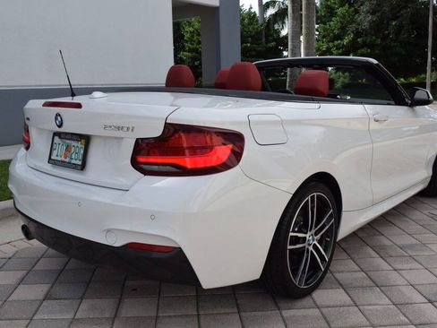 Used 2021 BMW 230i xDrive Convertible AWD/4WD image 39