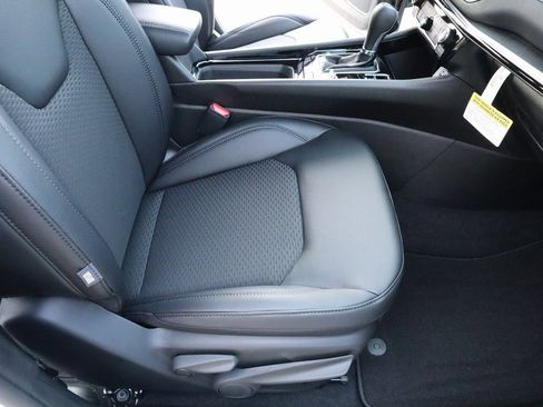 New 2026 Jeep Compass Latitude image 13