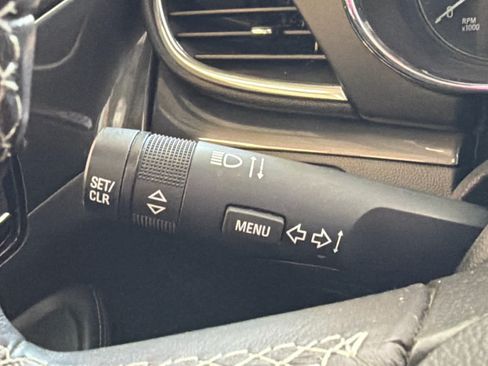 Used 2021 Buick Encore Preferred FWD image 39