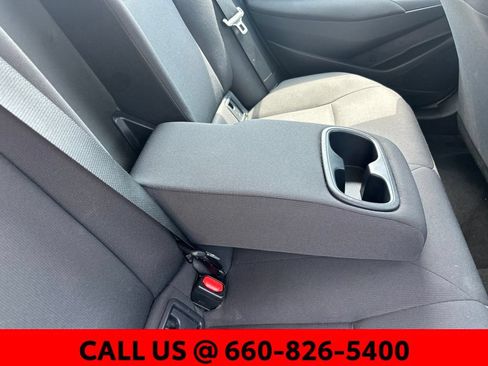 Used 2025 Toyota Corolla LE FWD image 9