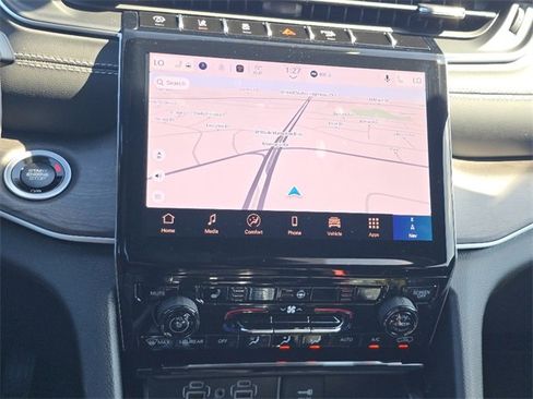 New 2025 Jeep Grand Cherokee Limited image 10