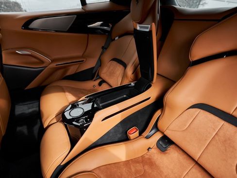 Used 2025 Ferrari Purosangue image 57