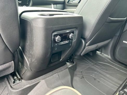 Used 2026 Chevrolet Tahoe Premier w/ Sun And Tow Package AWD/4WD image 17