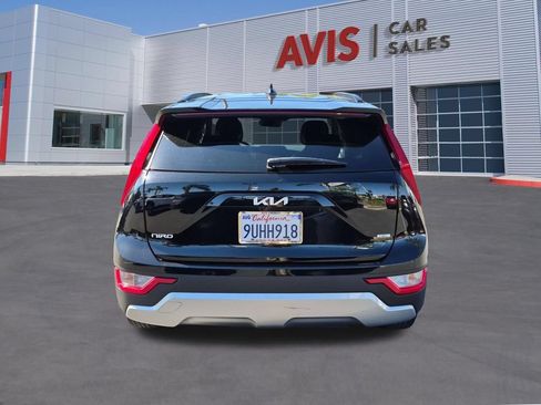 Used 2025 Kia Niro LX FWD image 7