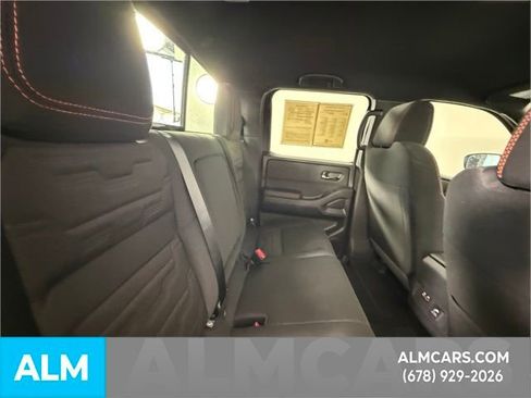 Used 2025 Nissan Frontier PRO-4X w/ Pro Convenience Package image 47