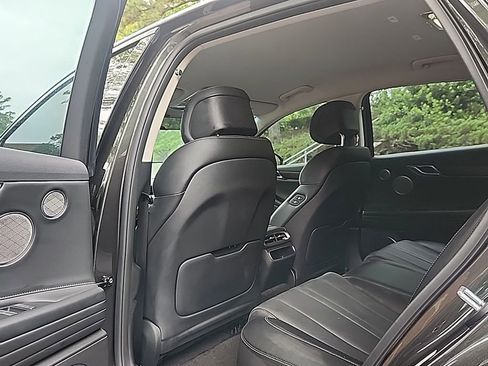 Used 2024 Genesis G80 AWD/4WD image 18