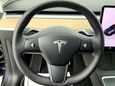 Used 2022 Tesla Model Y Performance AWD/4WD image 13