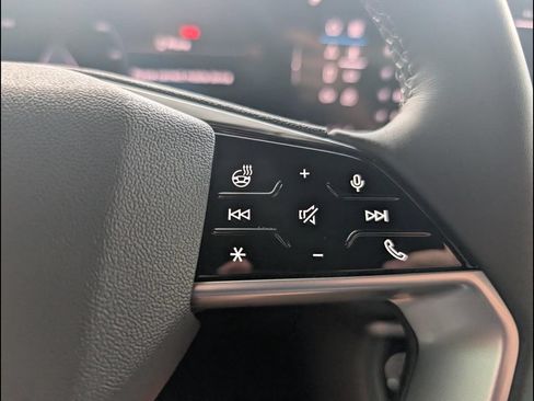 Certified 2025 Audi Q5 Premium Plus AWD/4WD image 13