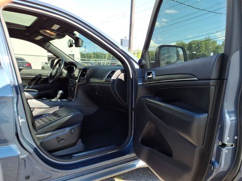 Used 2019 Jeep Grand Cherokee Limited X AWD/4WD image 14
