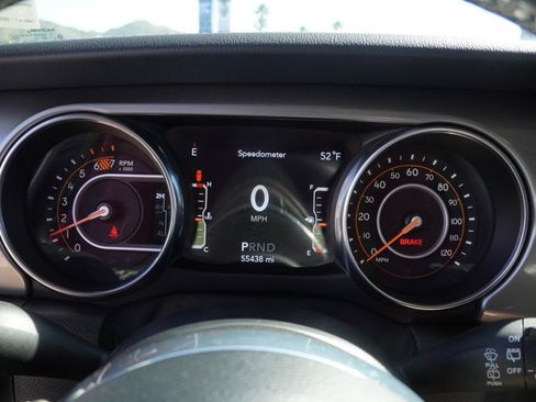 Certified 2020 Jeep Wrangler Unlimited Sahara image 13