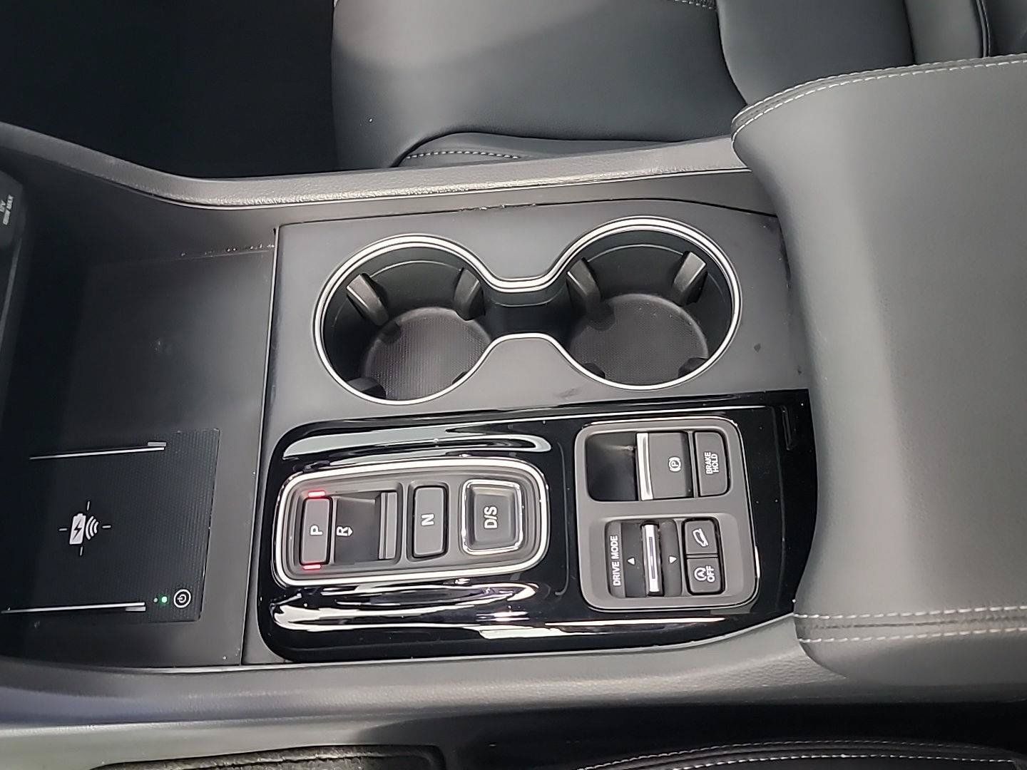 Certified 2024 Honda Pilot Touring image 32