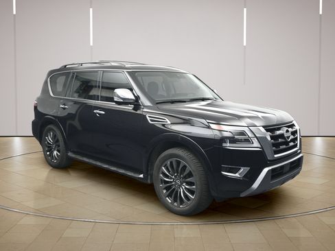 Certified 2024 Nissan Armada Platinum w/ Captain's Chairs Package AWD/4WD image 1