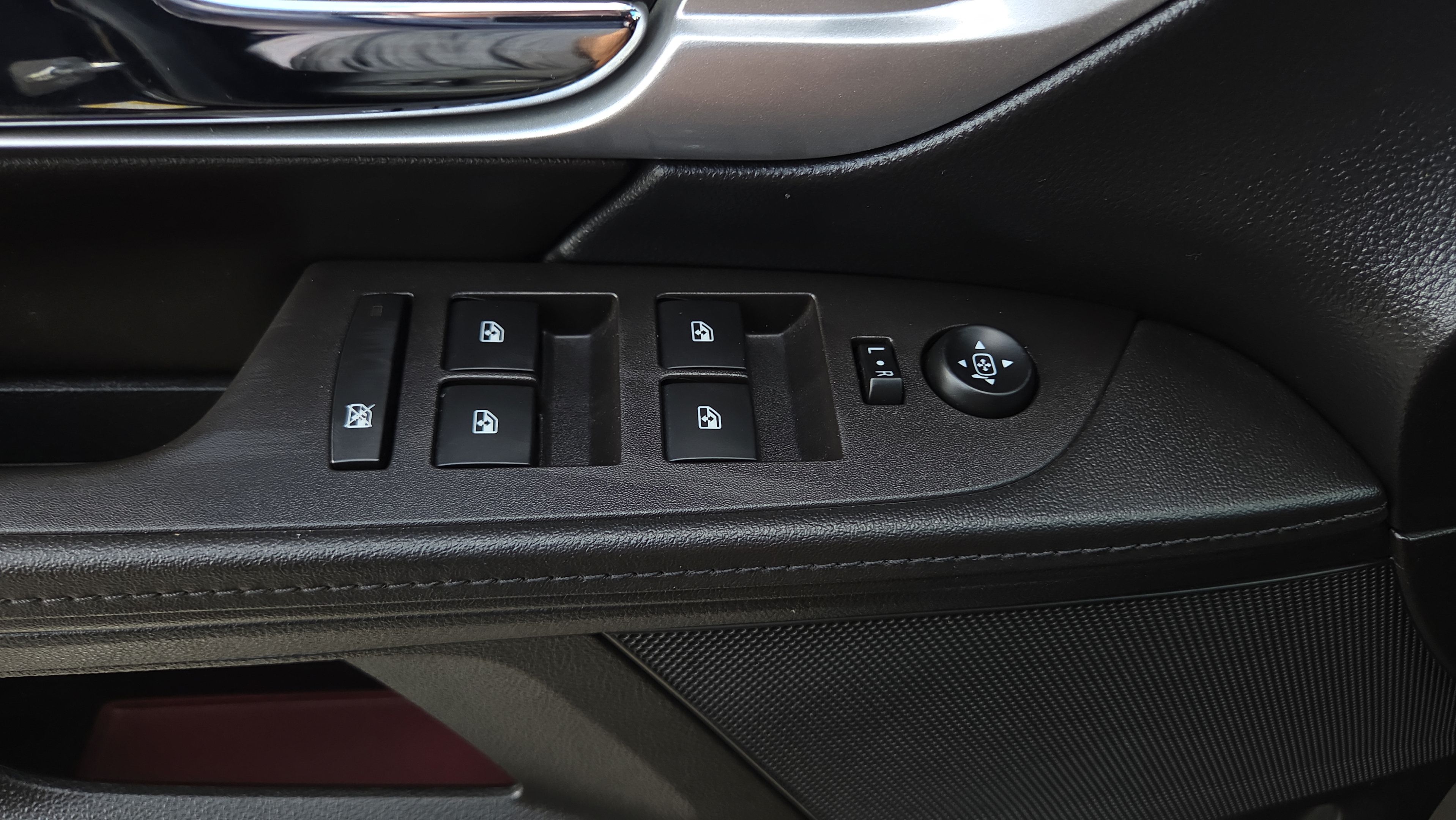 Used 2016 GMC Terrain SLE w/ Driver Alert Package I FWD image 35