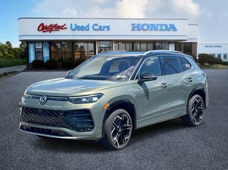 Used 2025 Volkswagen Tiguan SEL R-Line AWD/4WD video 1