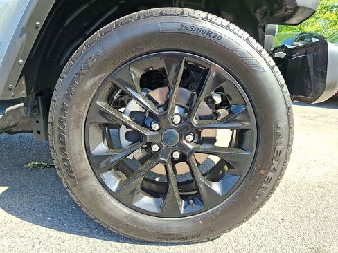 Certified 2025 Jeep Wrangler Unlimited Sahara AWD/4WD image 8