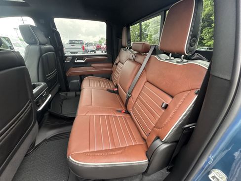 New 2026 GMC Sierra 2500 Denali Ultimate AWD/4WD image 25