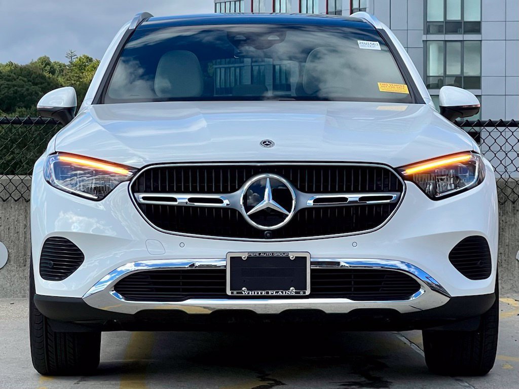 Certified 2026 Mercedes-Benz GLC 300 4MATIC image 1