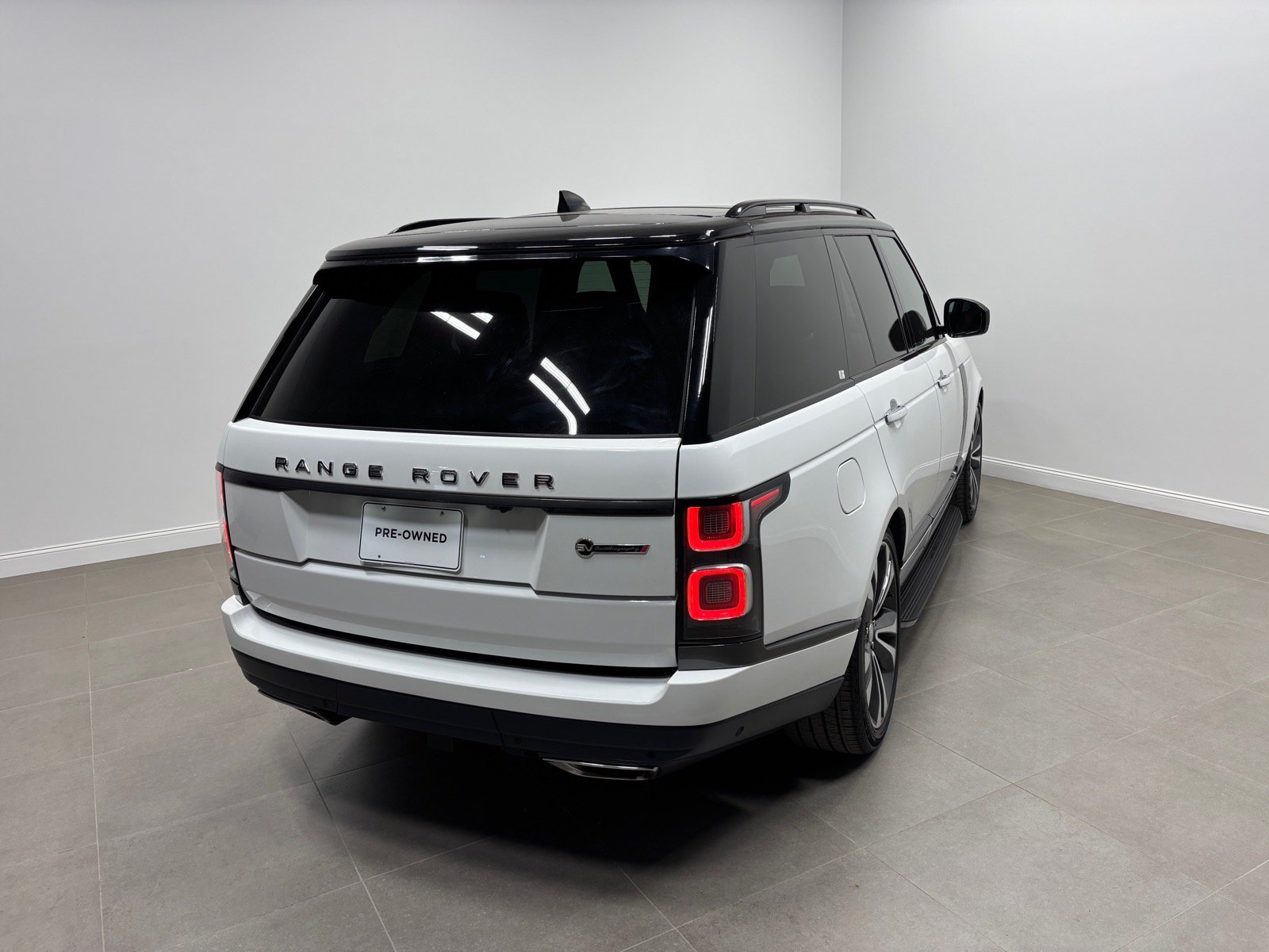 Used 2022 Land Rover Range Rover SV Autobiography Dynamic AWD/4WD image 7