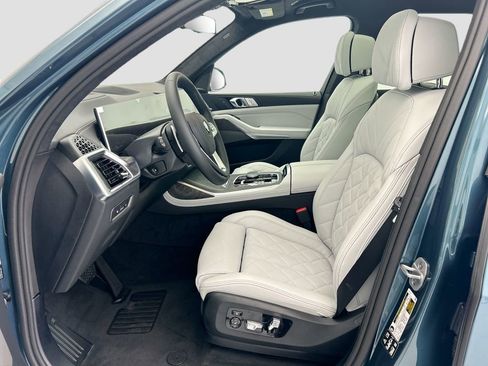 New 2026 BMW X7 xDrive40i AWD/4WD image 18