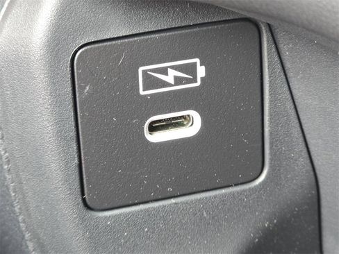 New 2026 Honda HR-V Sport image 9