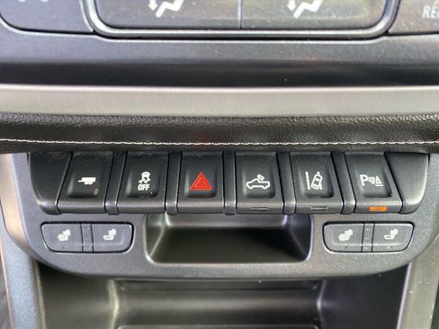 Used 2019 GMC Canyon SLE w/ Driver Alert Package AWD/4WD image 14